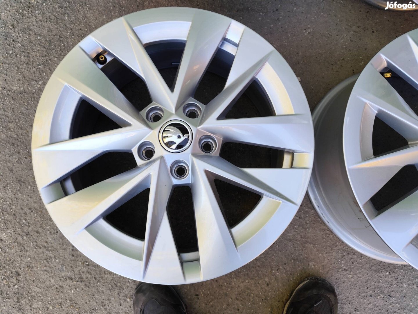 Új Skoda Octavia 4 gyári alufelni 5x112 17"