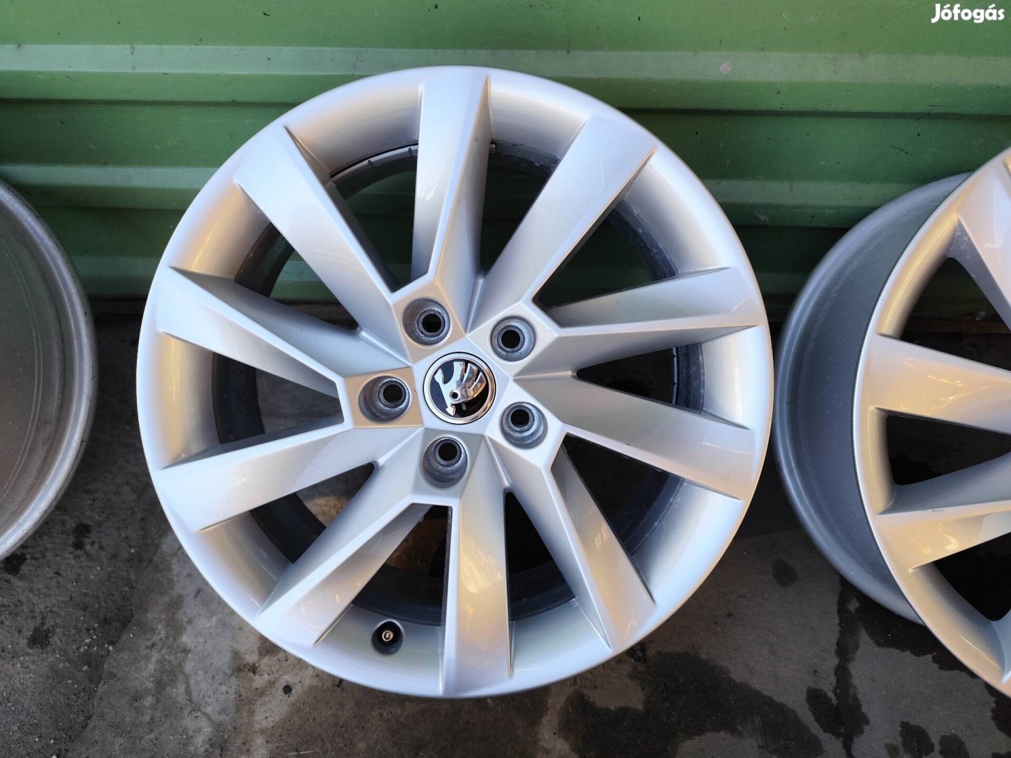 Új Skoda Octavia Superb gyári alufelni 5x112 17"