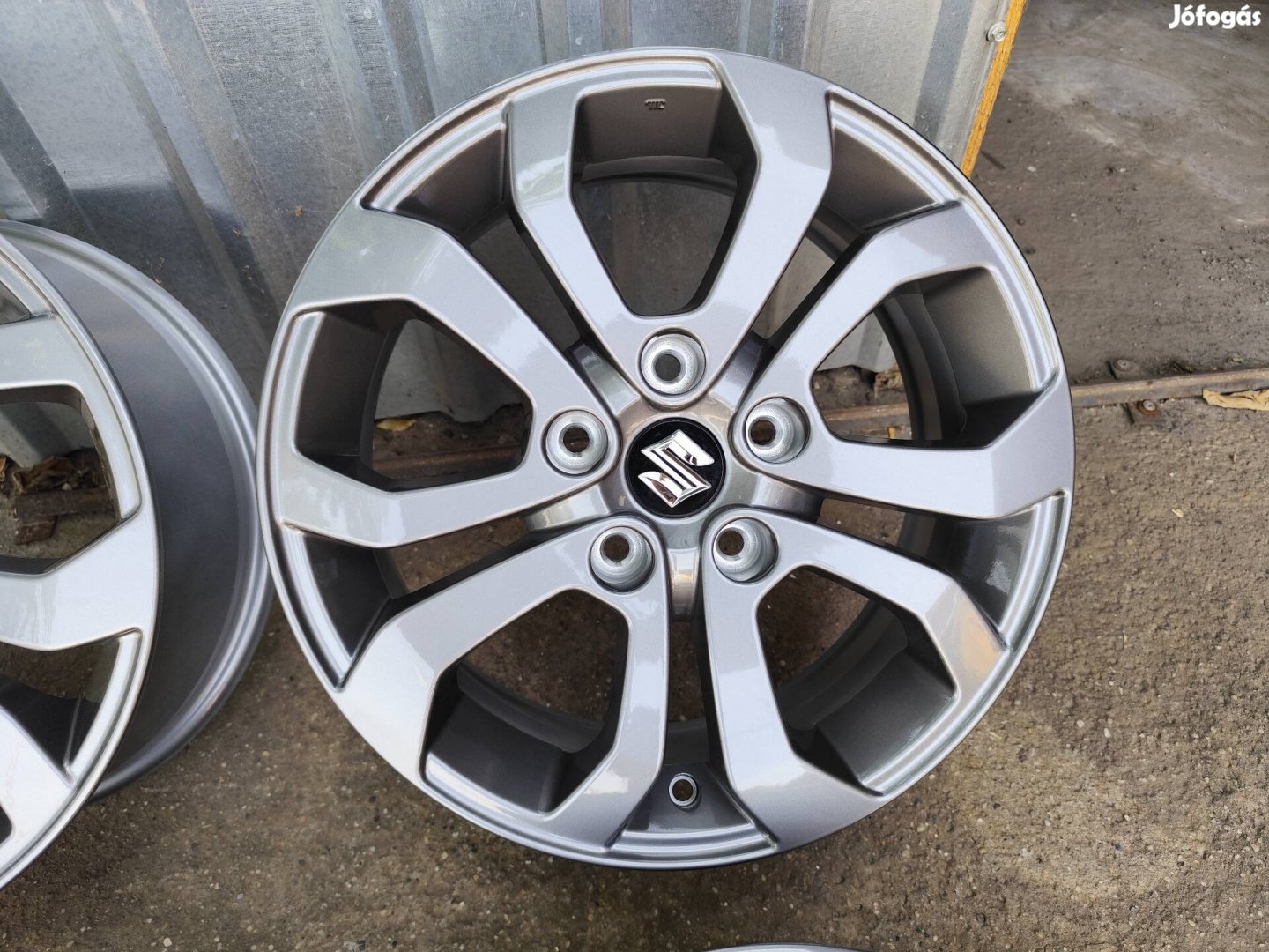 Új Suzuki Vitara SX4 s-cross gyári alufelni 5x114,3 16"