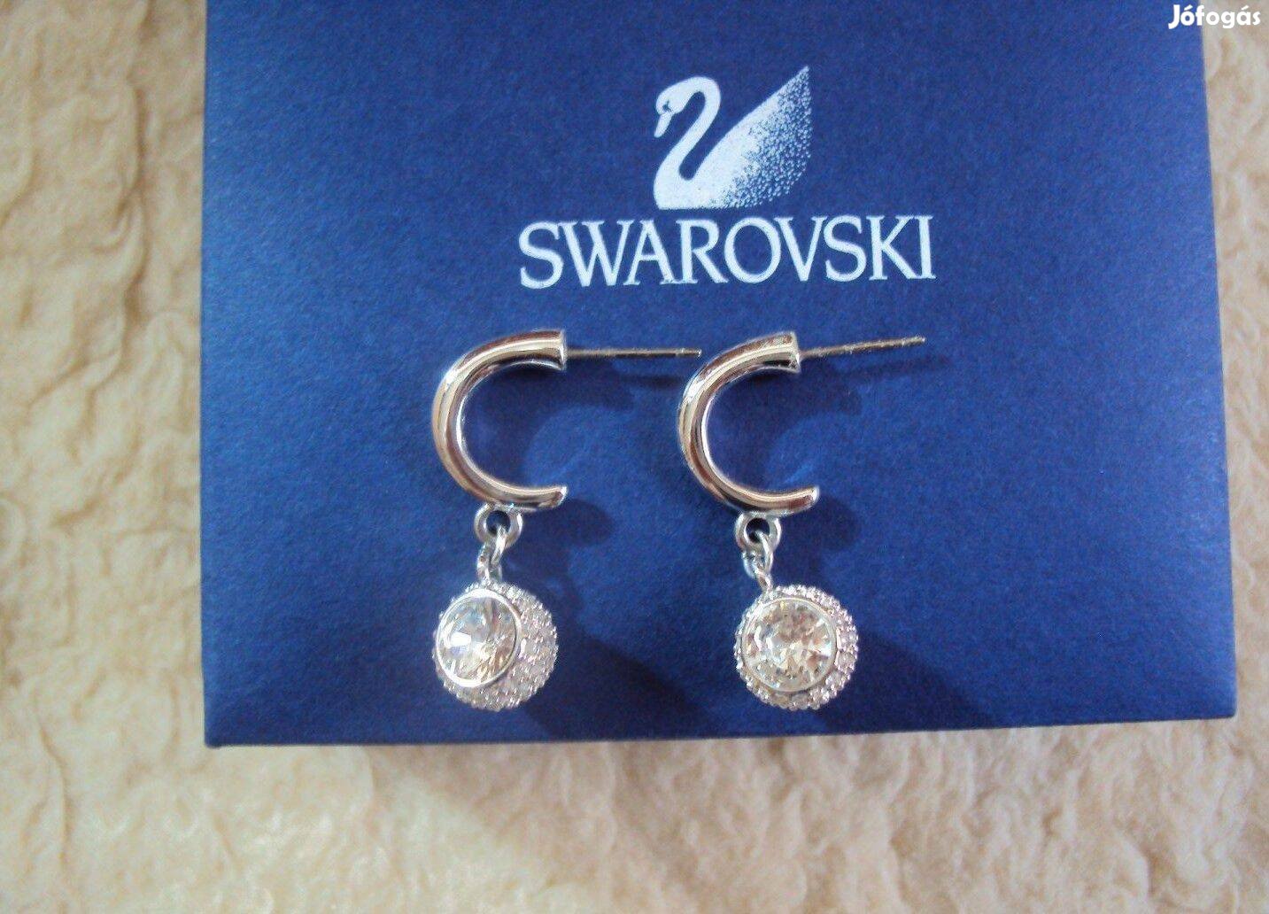 Új Swarovski fülbevaló