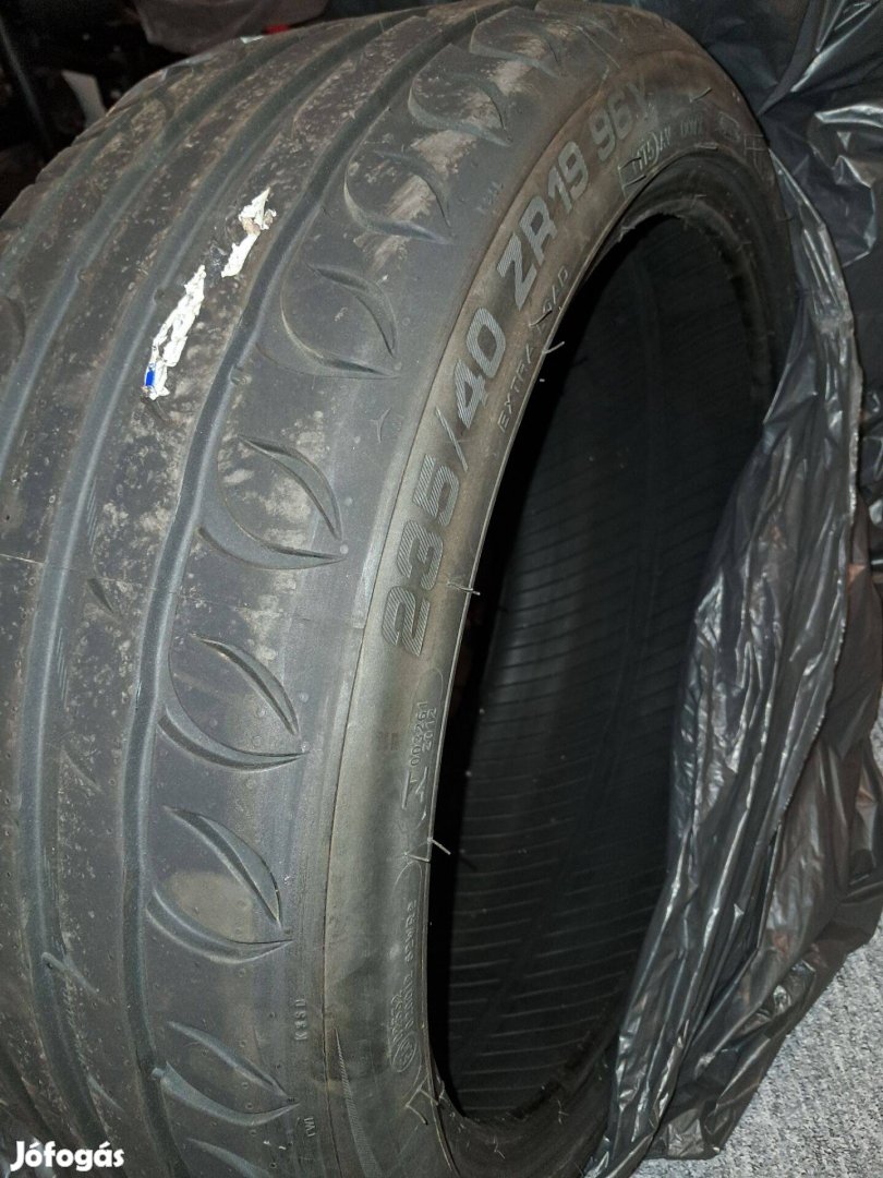 Új Taurus nyári gumi 23540 r19