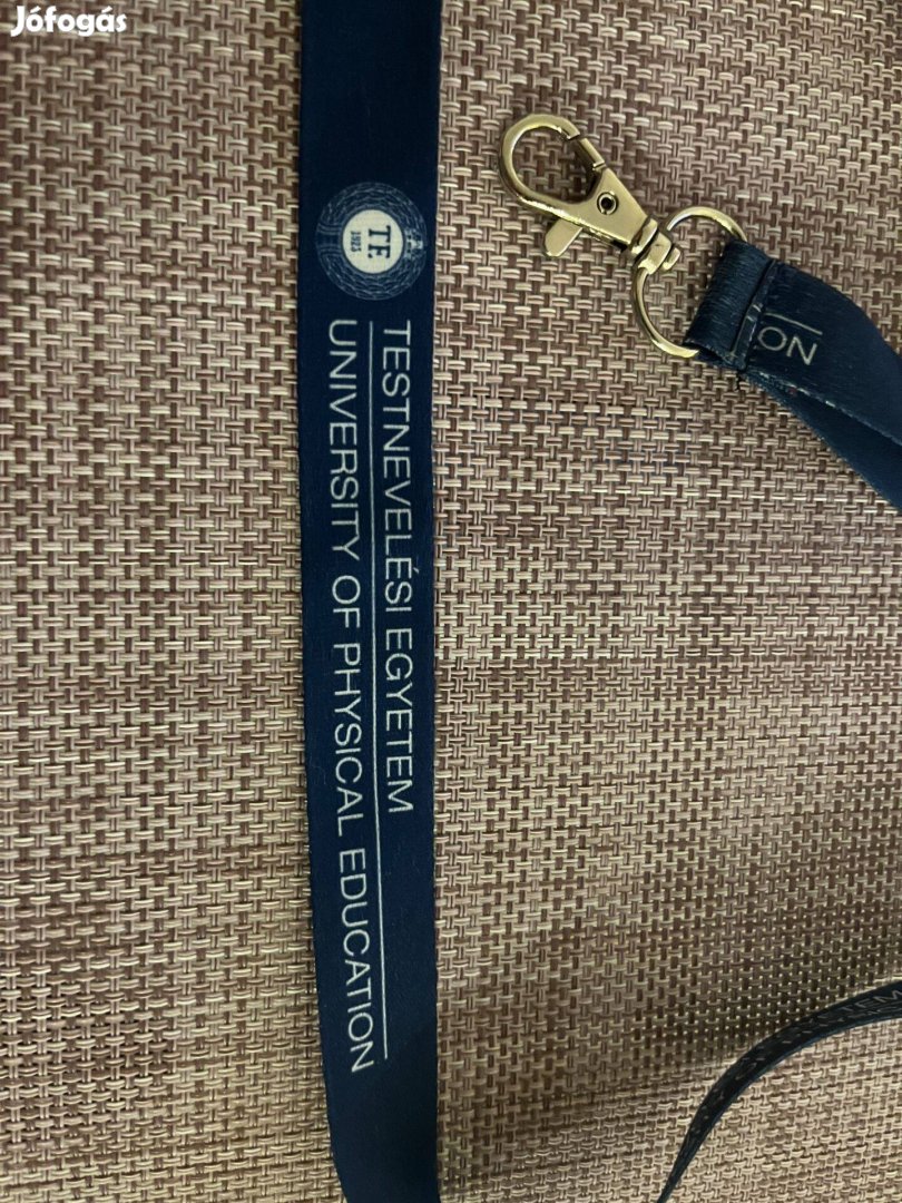 Új Testnevelési egyetem TF TE university physical education nyakpánt