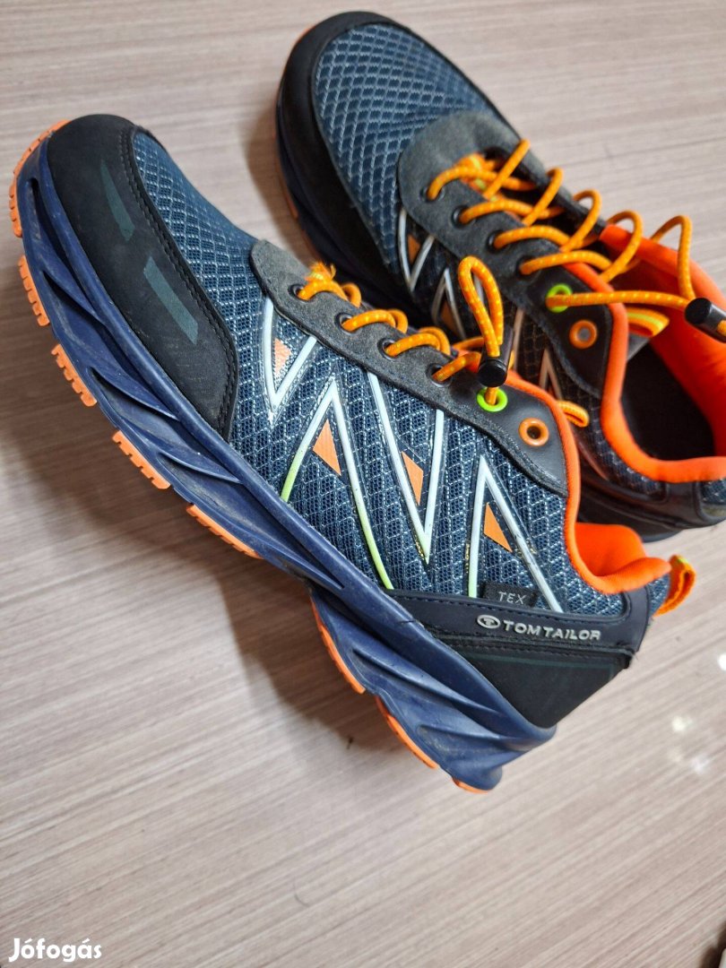 Új Tom Tailor 39-es ferfi félcipő