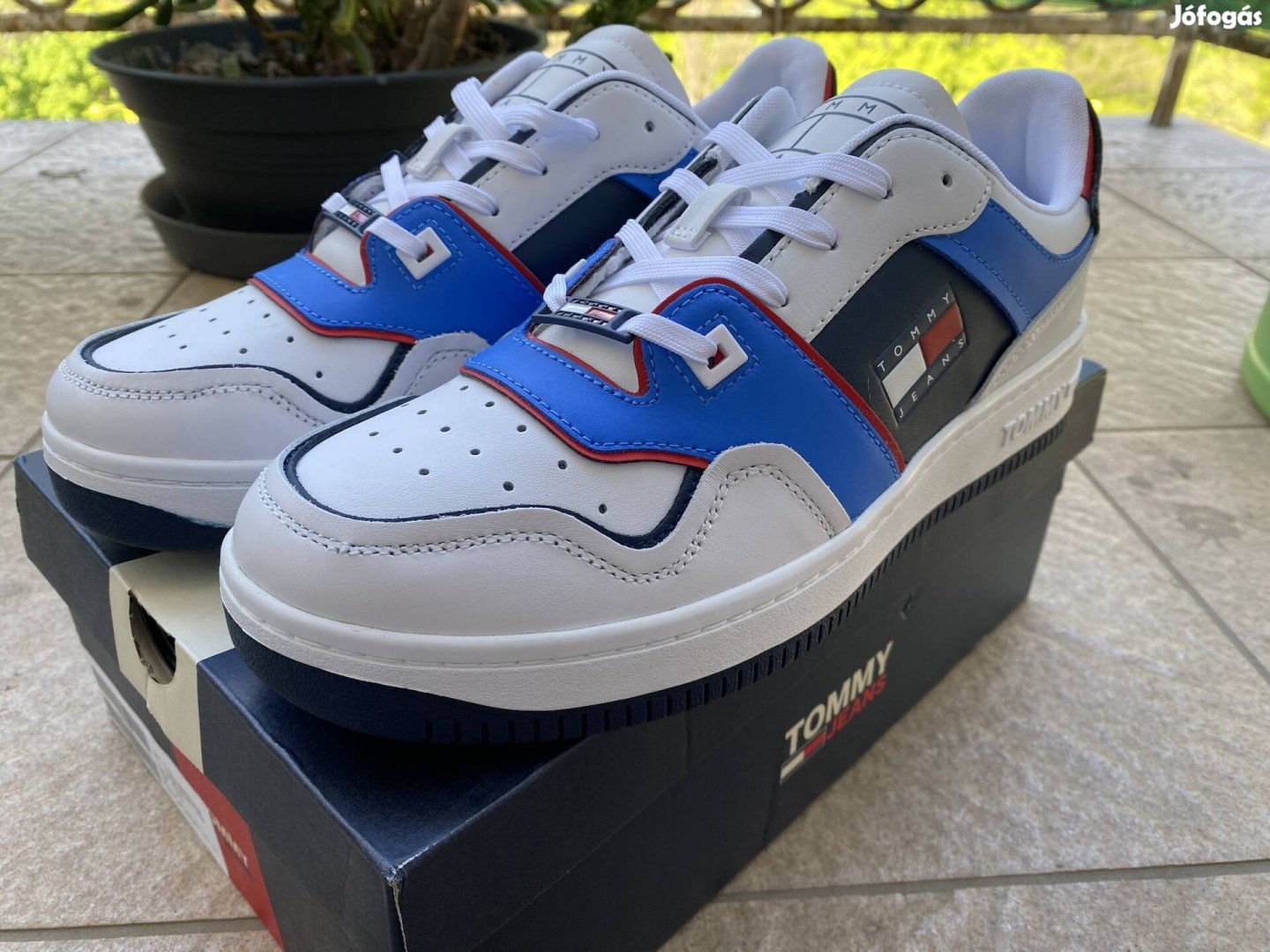 Új Tommy Hilfiger Basketball Retro Trainers Sneakers Cipő 43-as