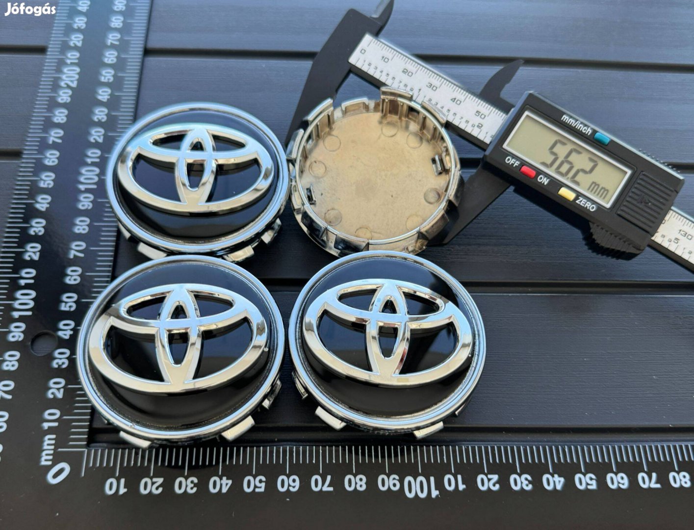 Új Toyota 62mm Felni Alufelni Közép Kupak Közép Felnikupak Embléma