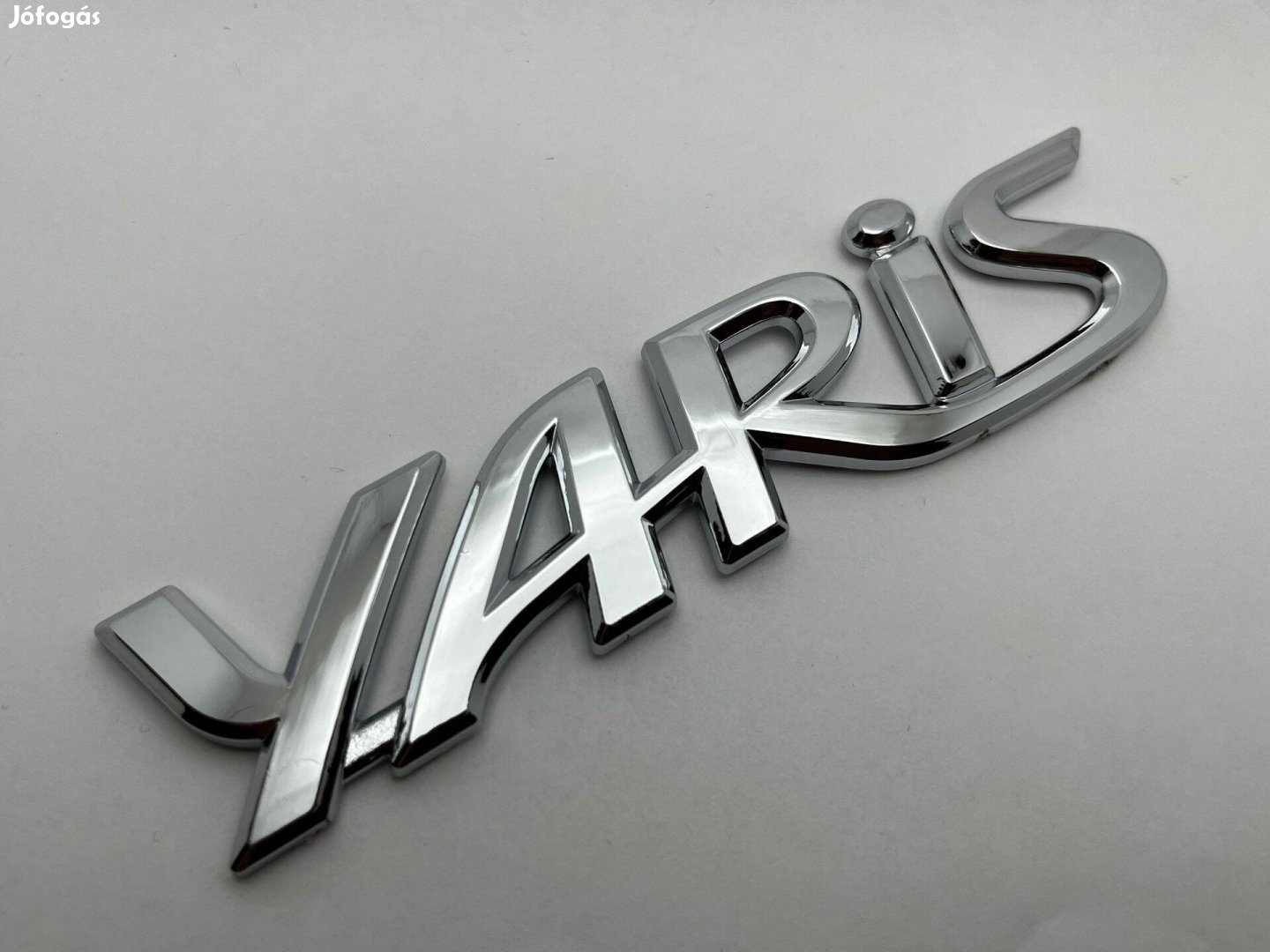 Új Toyota Yaris Csomagtartó Csomagtér JEL Logo Embléma Felirat