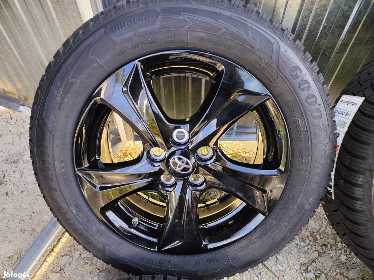 Új Toyota Yaris gyári alufelni 5x114,3 15"