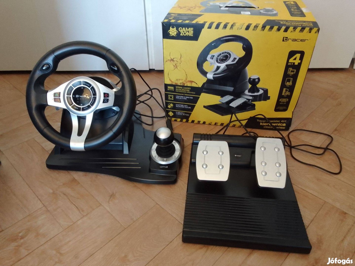 Új Tracer Roadster 4 in 1 Kormány + Pedál (PC / PS3 / PS4 / Xone)
