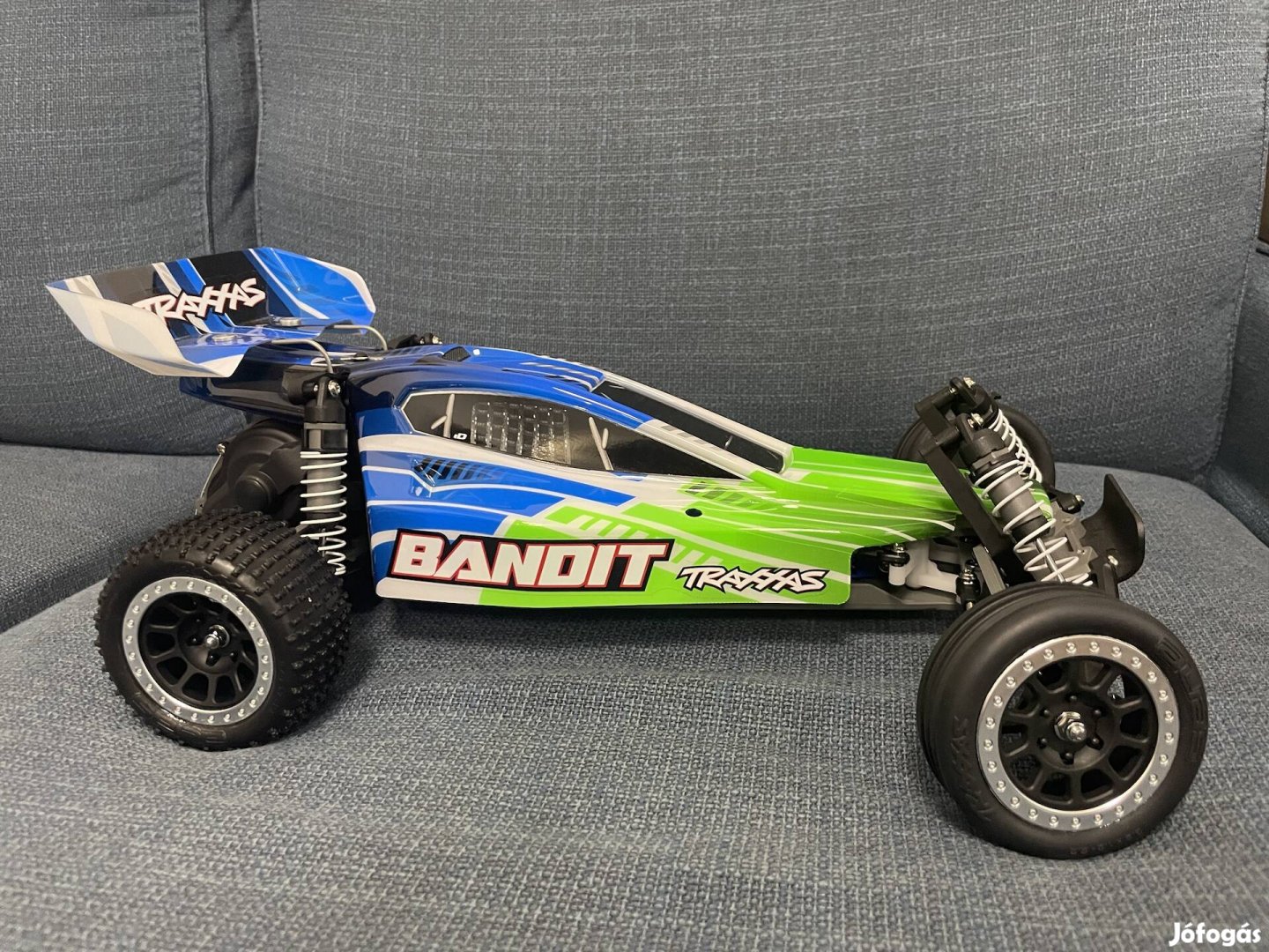 Új Traxxas Bandit RC