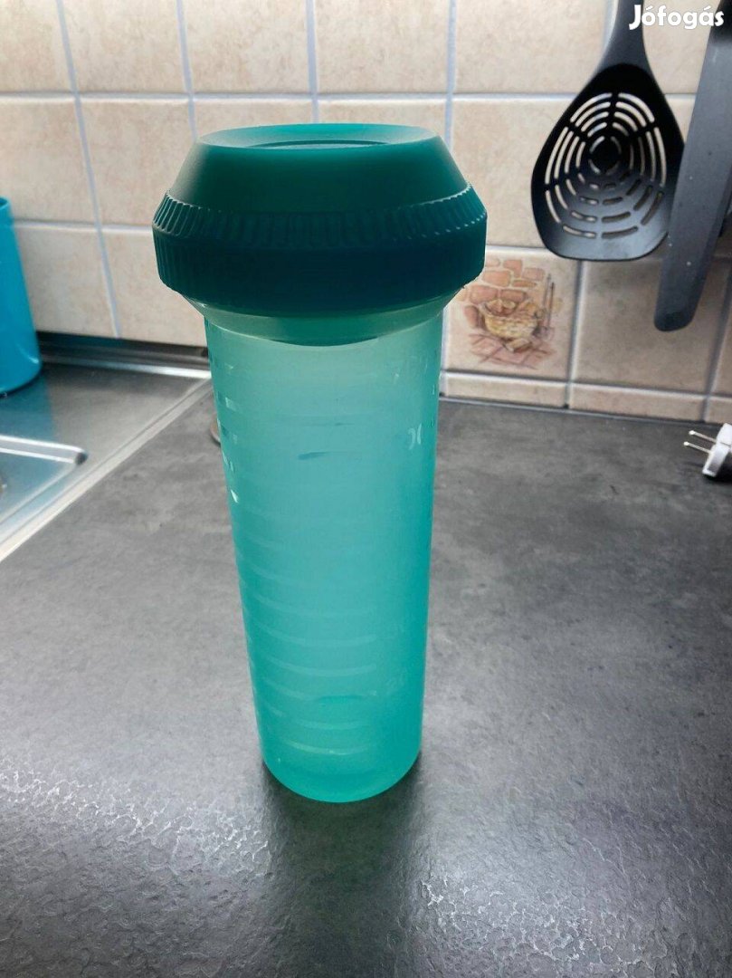 Új Tupperware Retro Maxi-Mix 750 ml zöld halványzöld