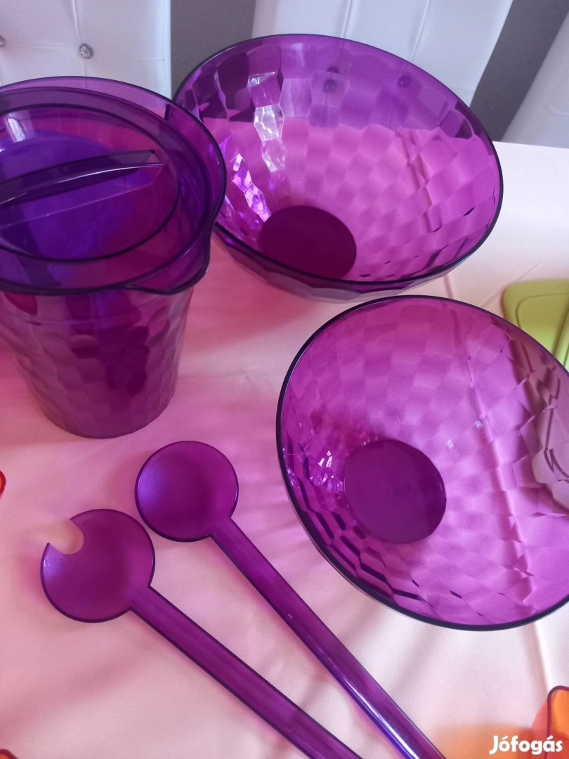 Új Tupperware atlátszó készlet