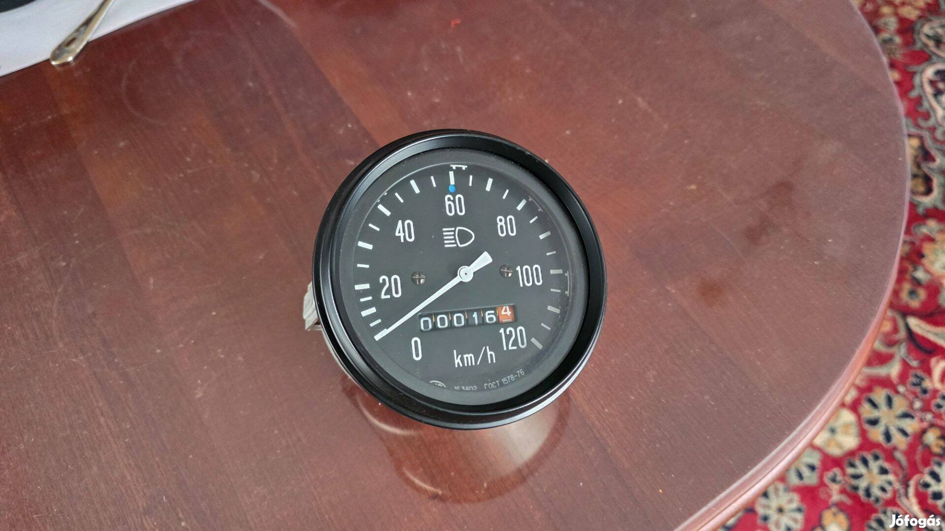 Új UAZ 452 kilóméter óra