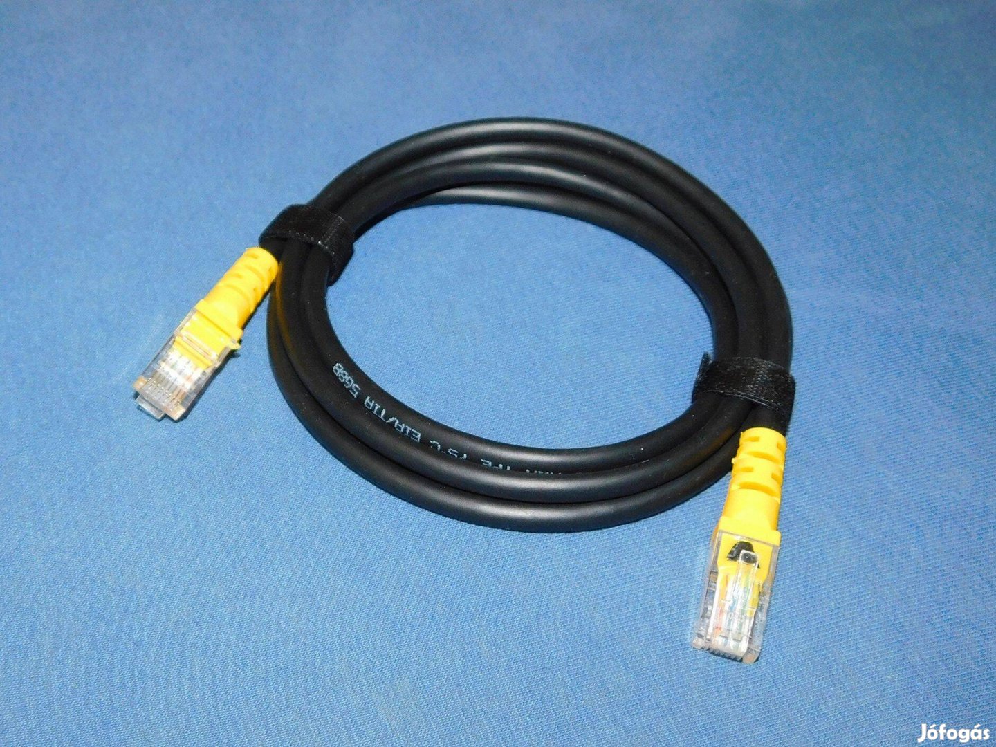 Új UTP ethernet patch kábel, CAT5e, 1 méter