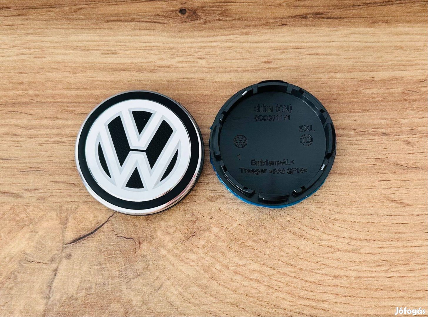 Új VW Volkswagen 56mm Felni Alufelni Kupak Közép Felnikupak 6C0601171