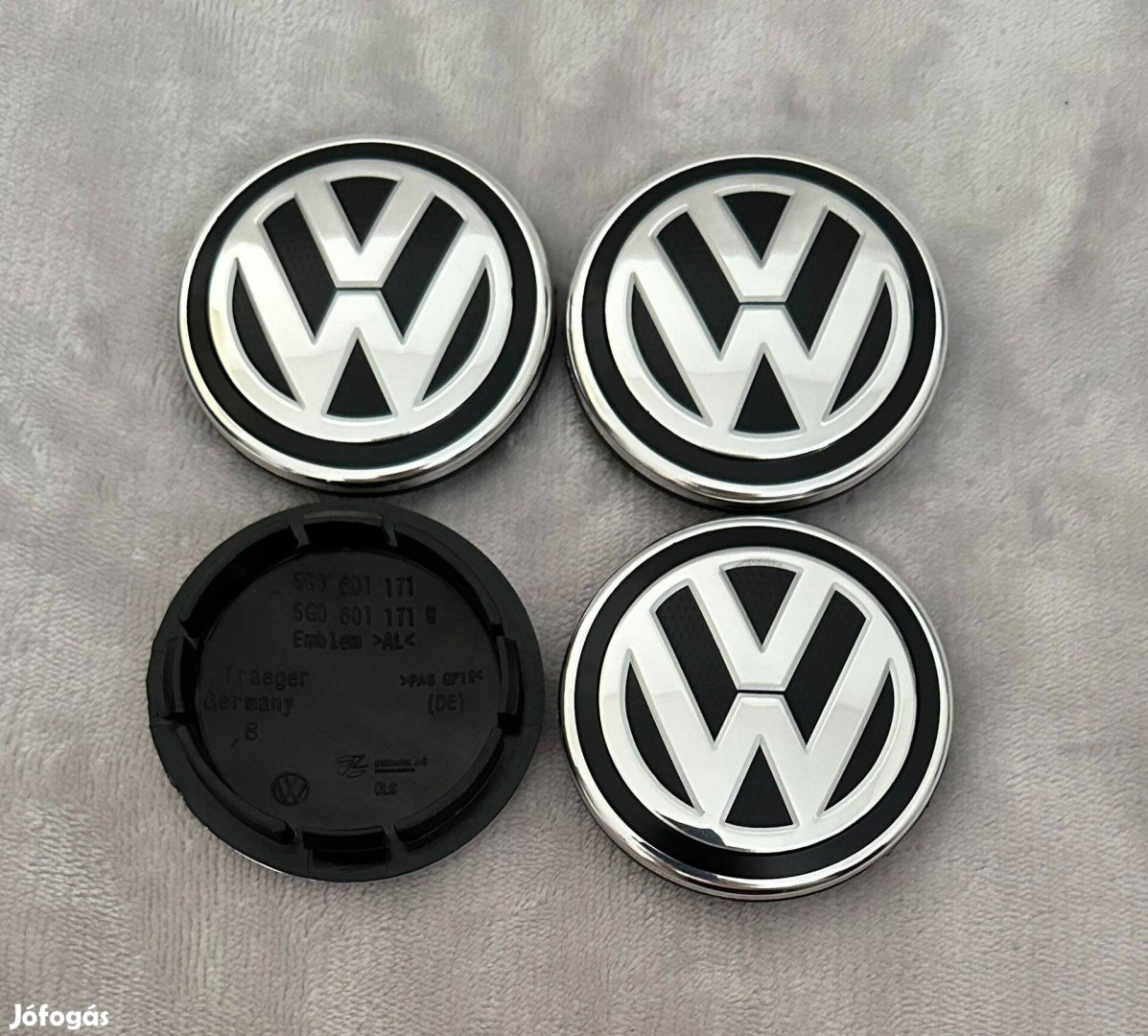 Új VW Volkswagen 65mm Felni Alufelni Kupak Közép Felnikupak 5G0601171