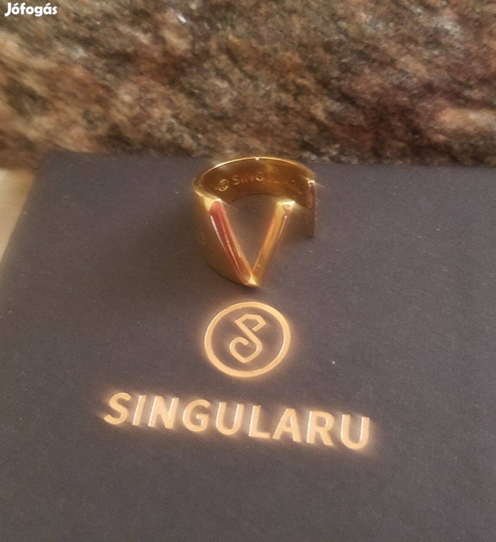 Új V Singularu réz gyűrú arany bevonat 11.990 Ft + gyönyörű ajándék do
