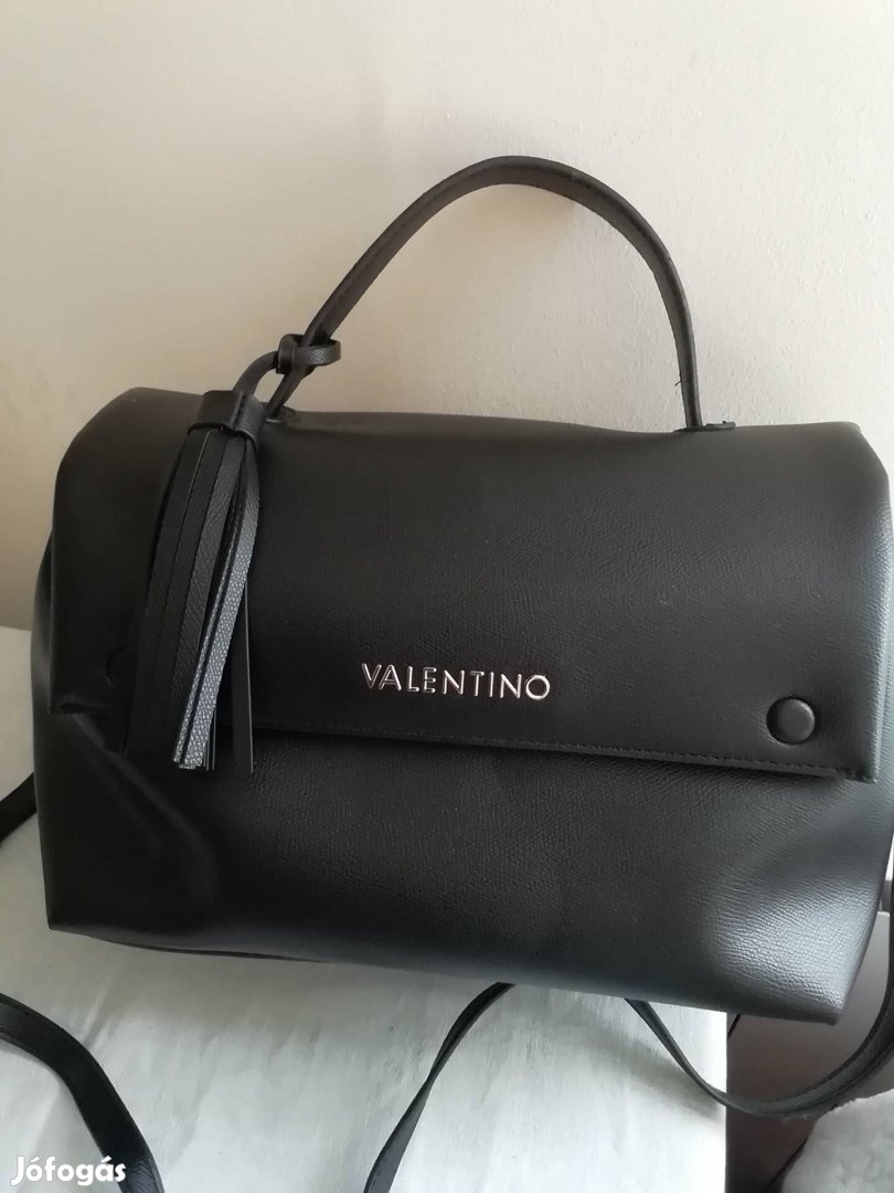 Új Valentino, jól pakolható női kézi táska, modern válltáska olcsón 