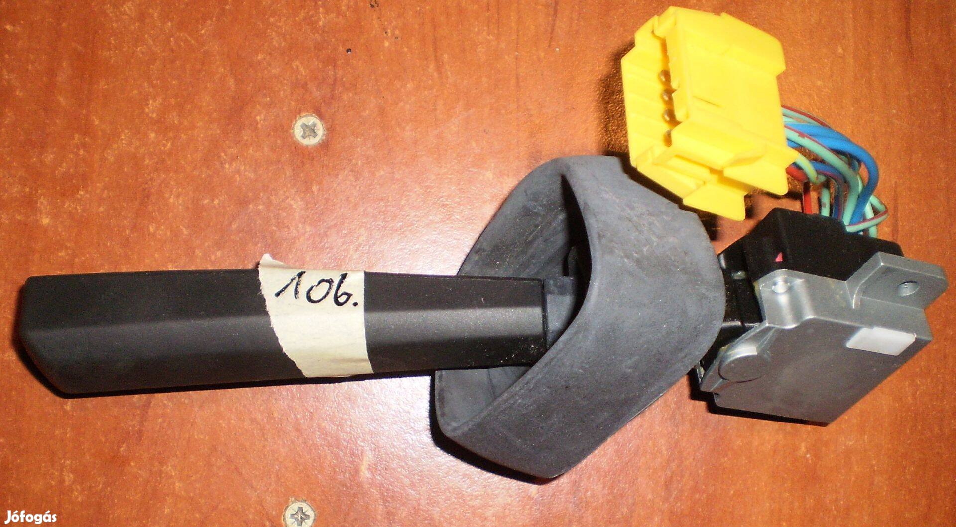 Új Volvo FH ablaktörlő kapcsoló 1624133