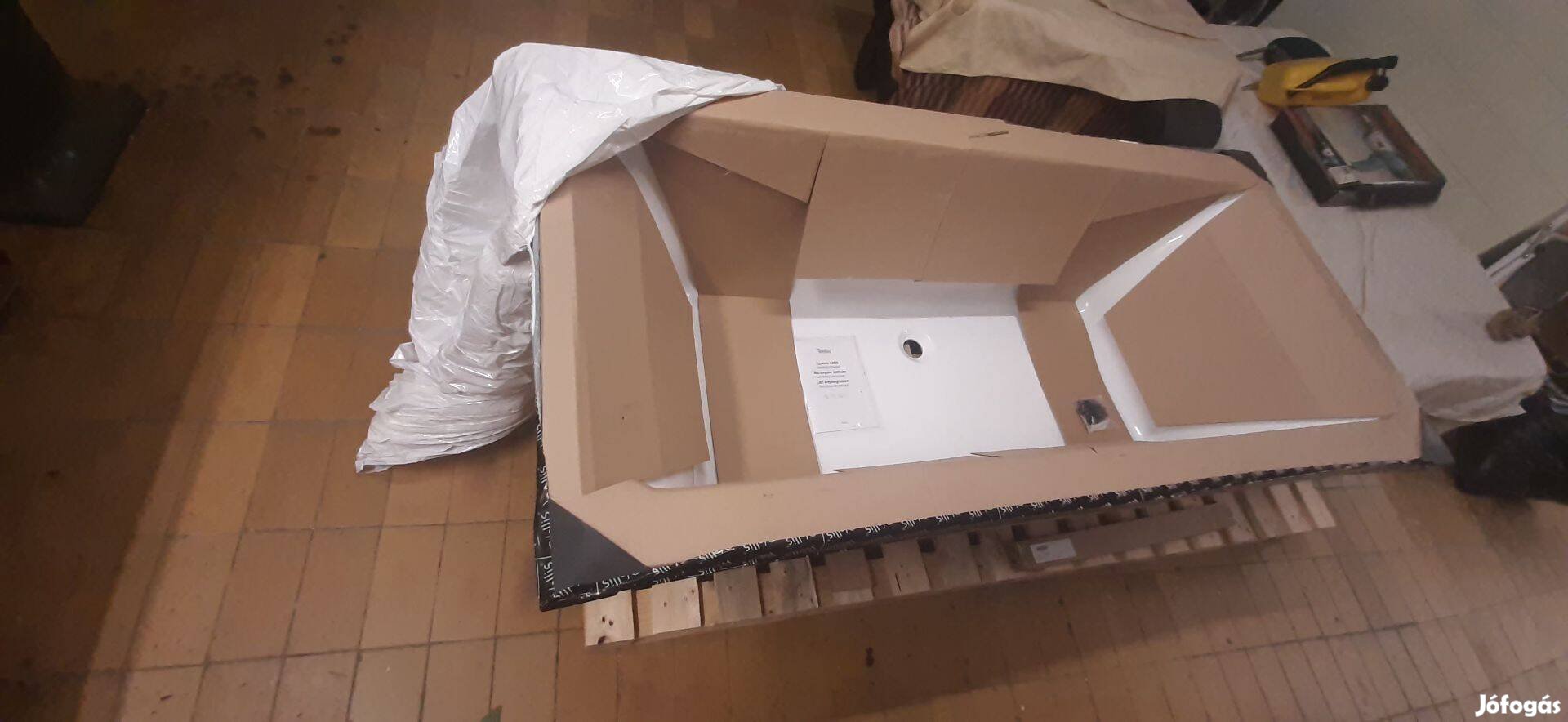 Új Wellis Tengiz egyenes kád 28% kedvezménnyel (160 x 75 cm)