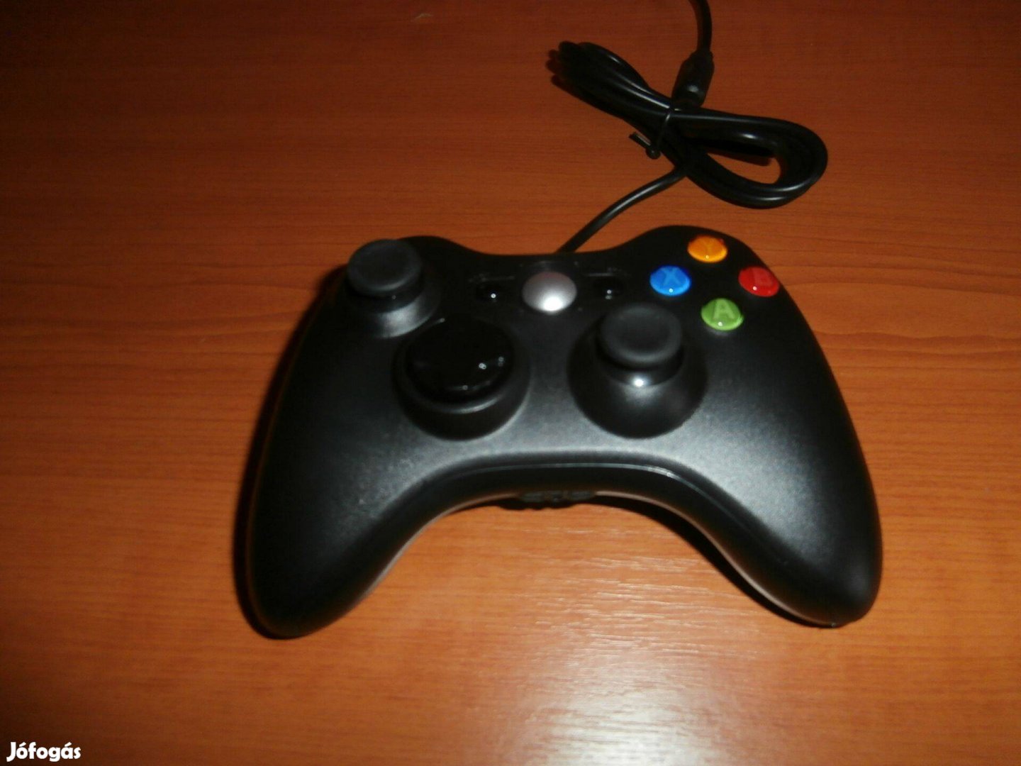 Új Xbox 360 kompatibilis kontroller PC-hez is jó, -posta is