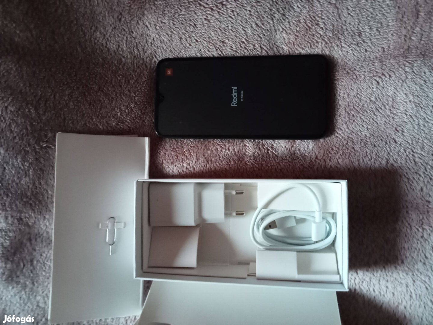 Új Xiaomi redmi 7 Mobil 4/64gb Dual Dobozában