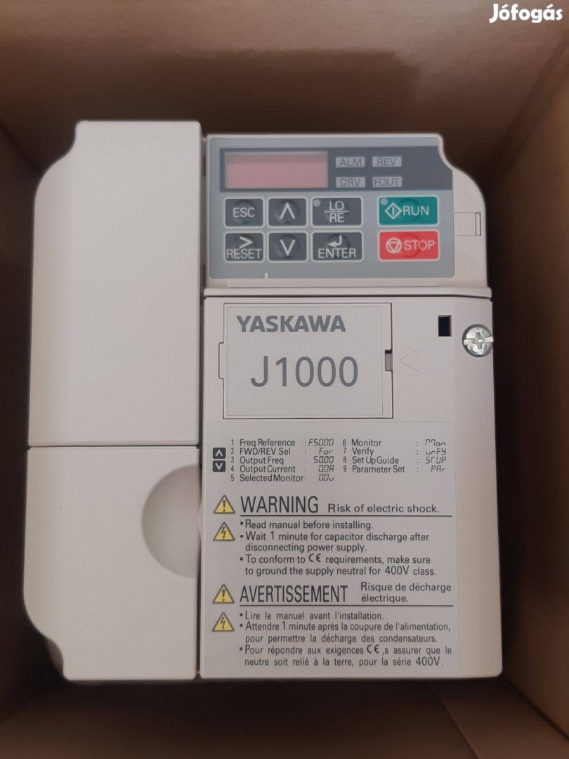 Új Yaskawa frekvenciaváltó Cimr-Jcba0010BAA AC:200-240V 2,2KW/1,5KW