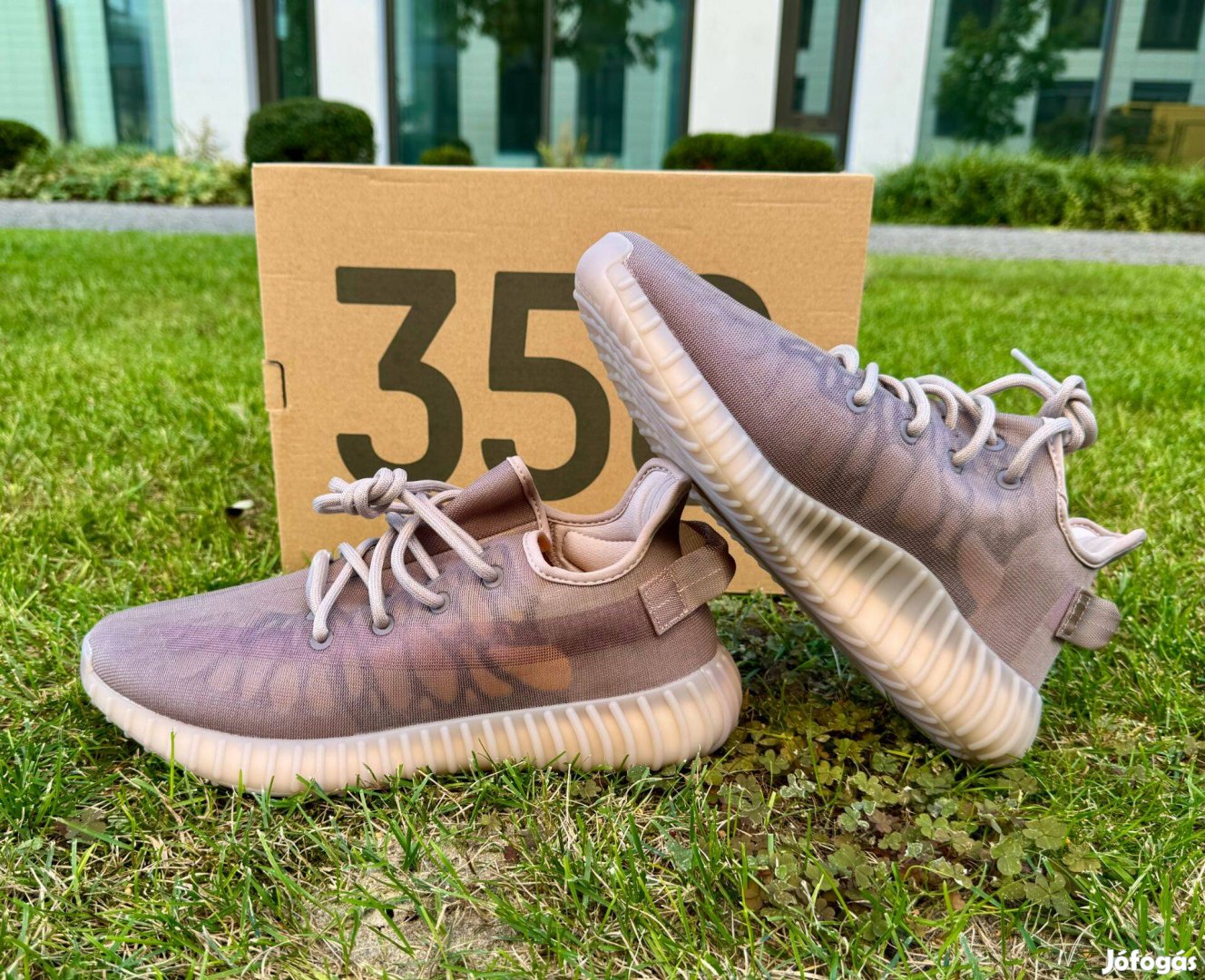Új Yeezy Boost 350 v2 'Mono Mist' cipő adidas