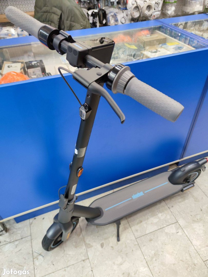 Új! 0 km-t futott Ninebot Max G30D II 350W elektromos roller