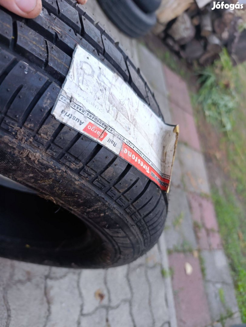 Új, 195 60 16 C 1db Bridgestone nyárigumi eladó