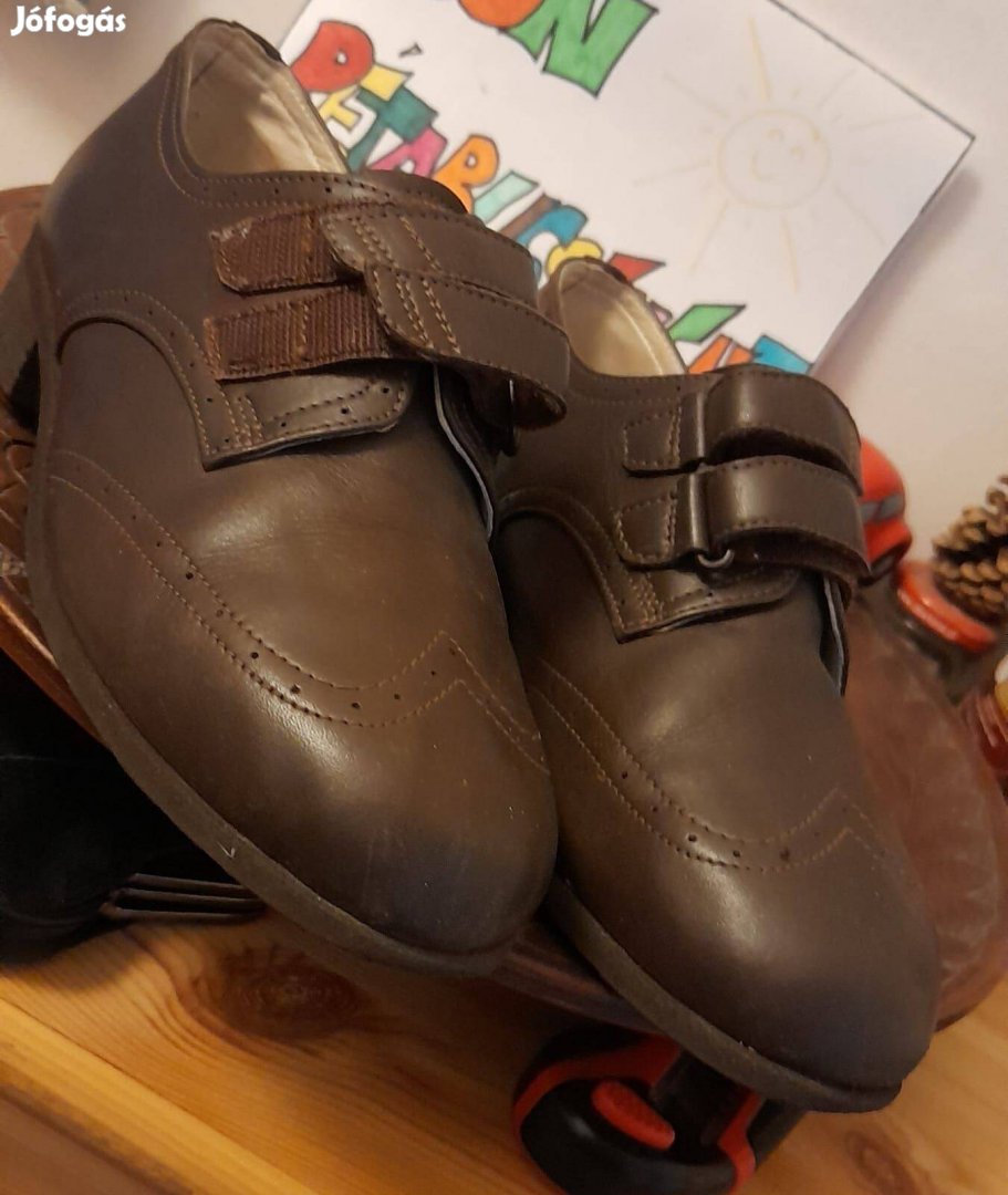 Új, 37-es tépőzáras bőr gyógycipő, női