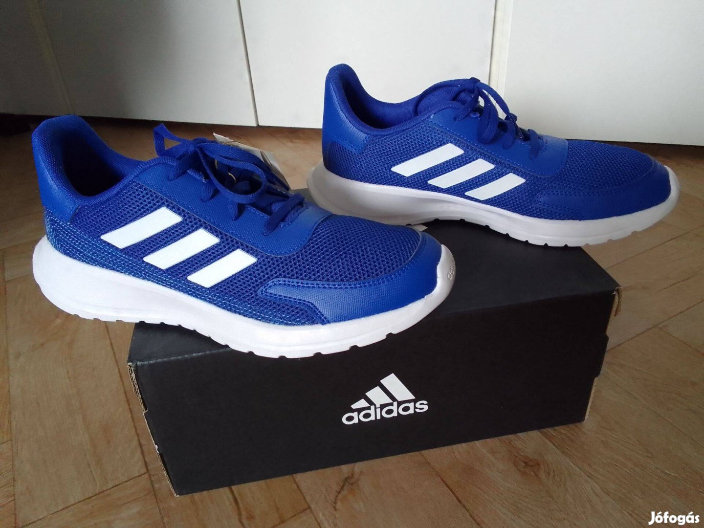 Új, 39 1/3-os Adidas edzőcipő, kék