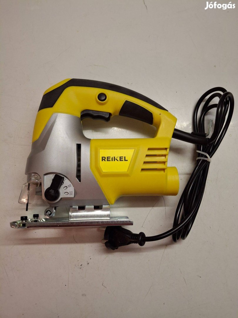 Új, 650 W-s dekopírfűrész eladó
