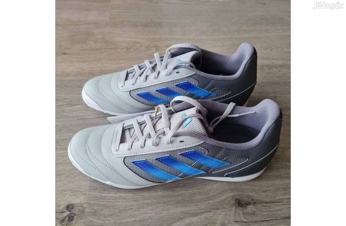 Új, Adidas edzőcipő, 41,5 lábra