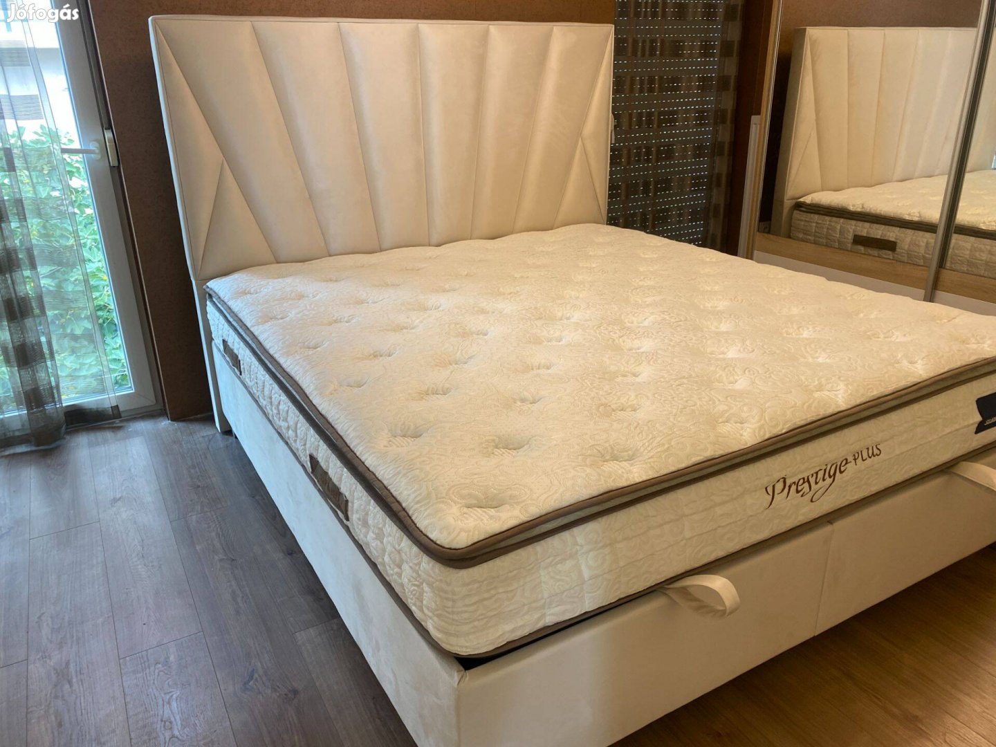 Új! Aurora ágy ultra akciós, egy db 180x200 világos