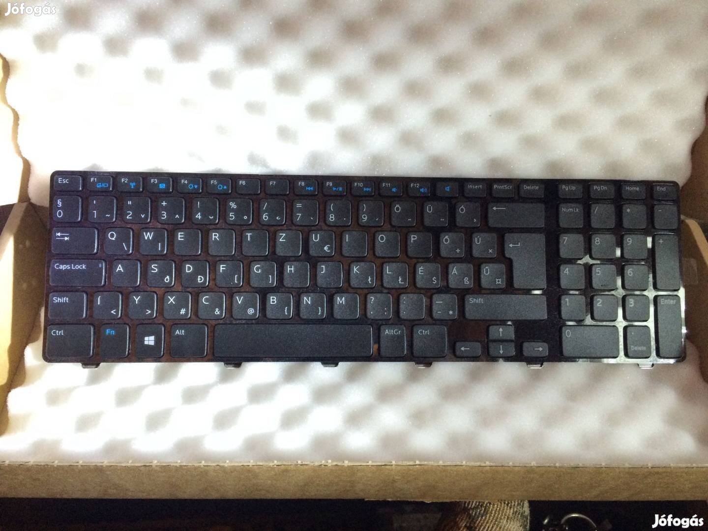 Új! Dell Inspiron 3737 Ínspiron 5737 Magyar Billentyűzet Xk9MH 0Xk9MH