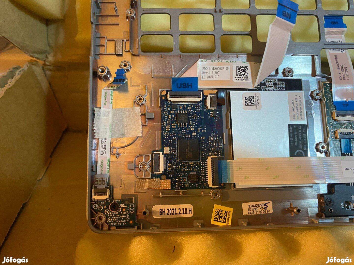 Új! Dell Latitude 5410 palmrest touchpad smart card NFC security KW8V9