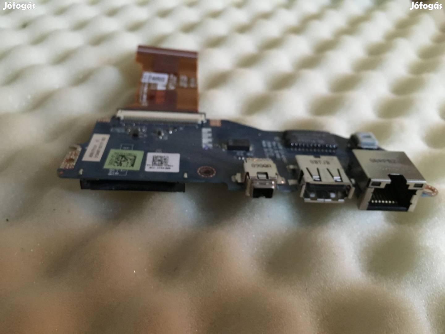 Új! Dell Latitude E4200 Jobb USB LAN Kártyaolvasó Y588D,