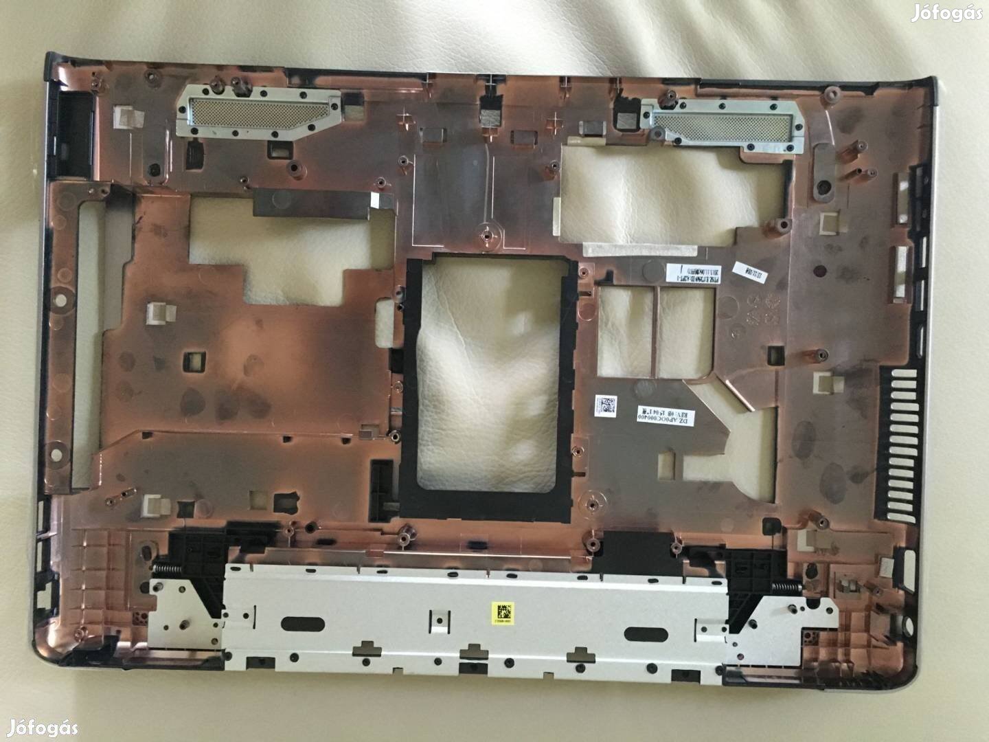 Új! Dell Vostro 3560 Bottom BASE Cover WLAN Silver Alsóház RH8VG 0RH8V