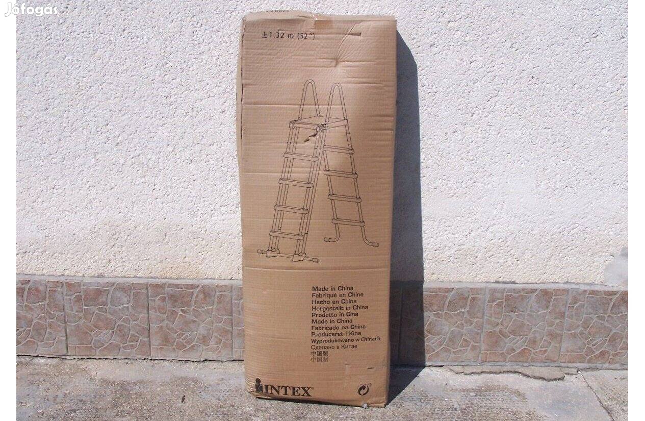 Új! Féláron! 132 cm-es medence létra 4 fok + pihenő kerti medencelétra