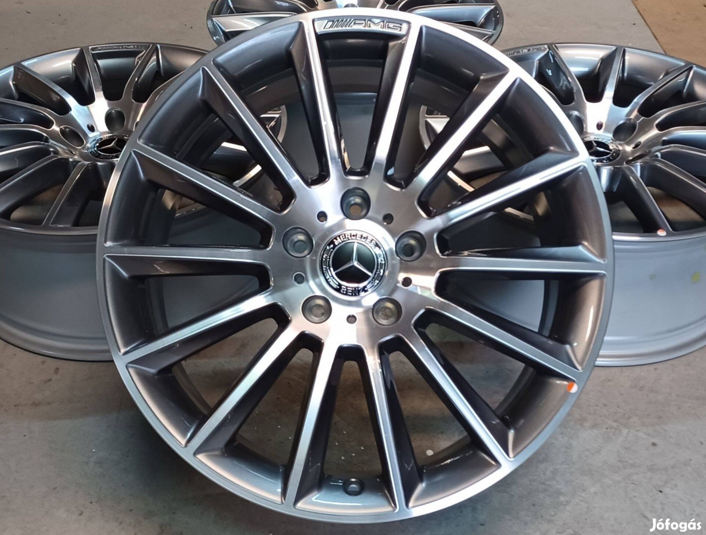 Új! Gyári Mercedes W463 G klasse AMG 5x130 8,5x20 ET32 4db