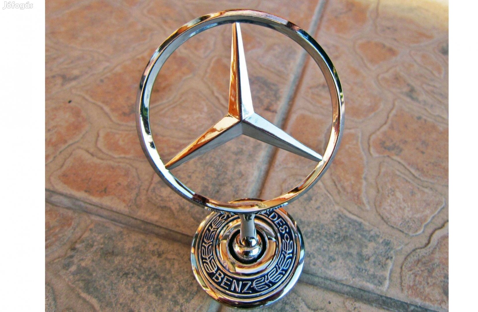 Új, Gyári Mercedes embléma, jel, csillag motorháztetőbe, gépháztetőbe