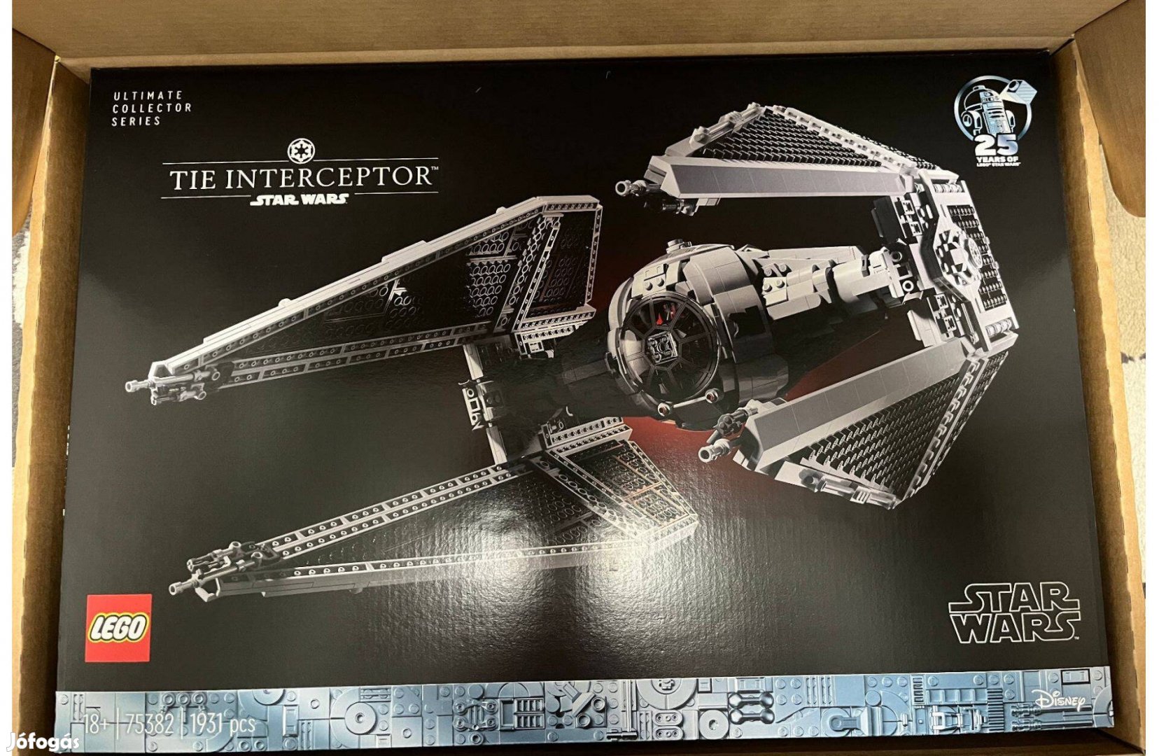 Új, LEGO Star Wars - TIE elfogóvadász Interceptor (75382) - UCS