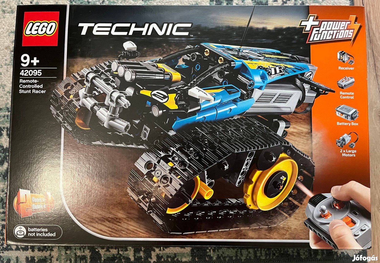 Új, LEGO Technic - Távirányítású kaszkadőr versenyautó (42095)