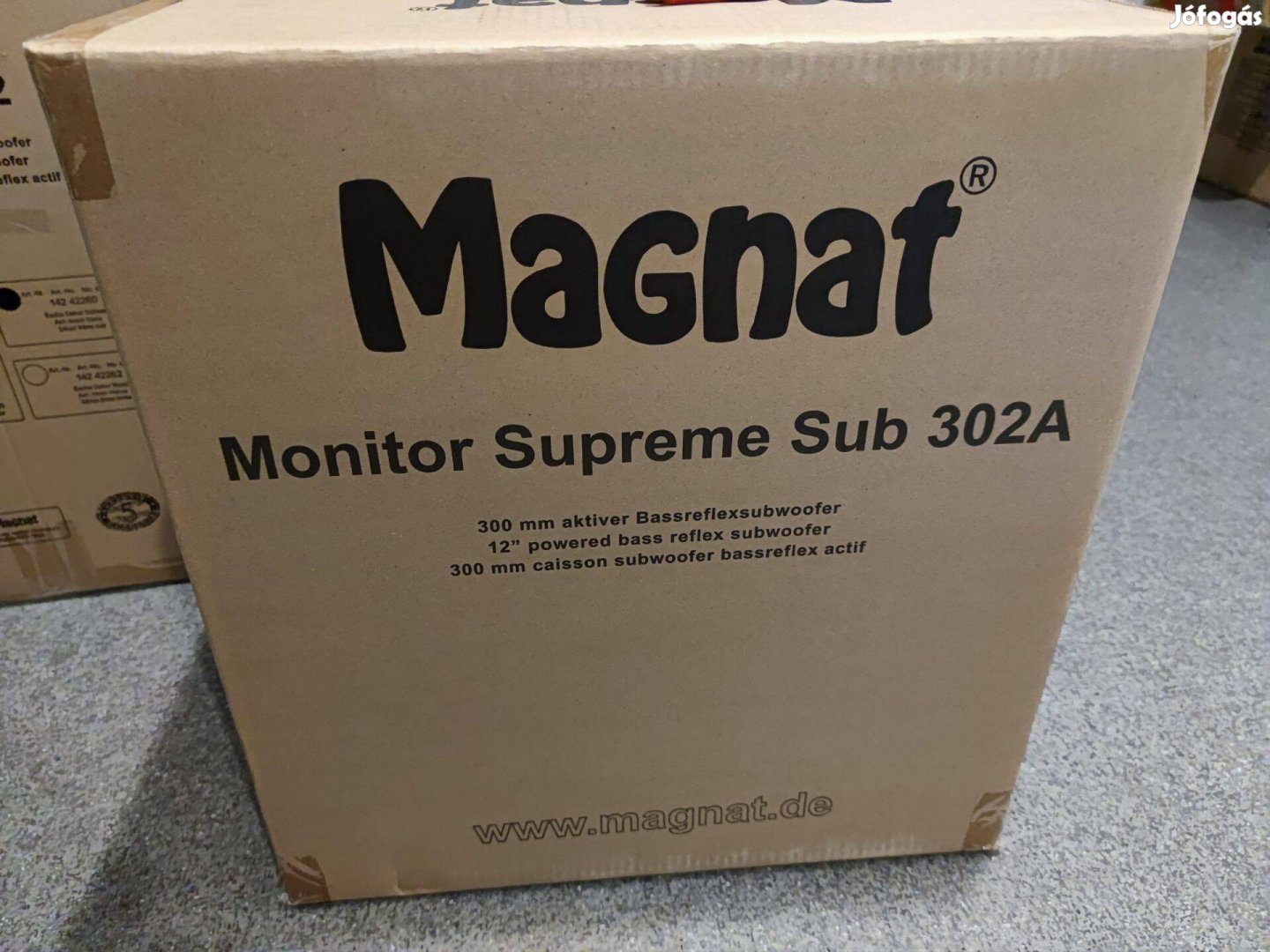 Új! Magnat Monitor Supreme Sub 302A fekete aktív mélynyomó