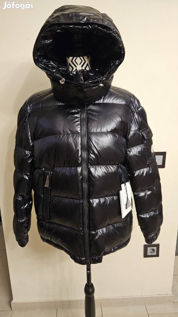 Új  Moncler kabát 2-es M-es Unisex