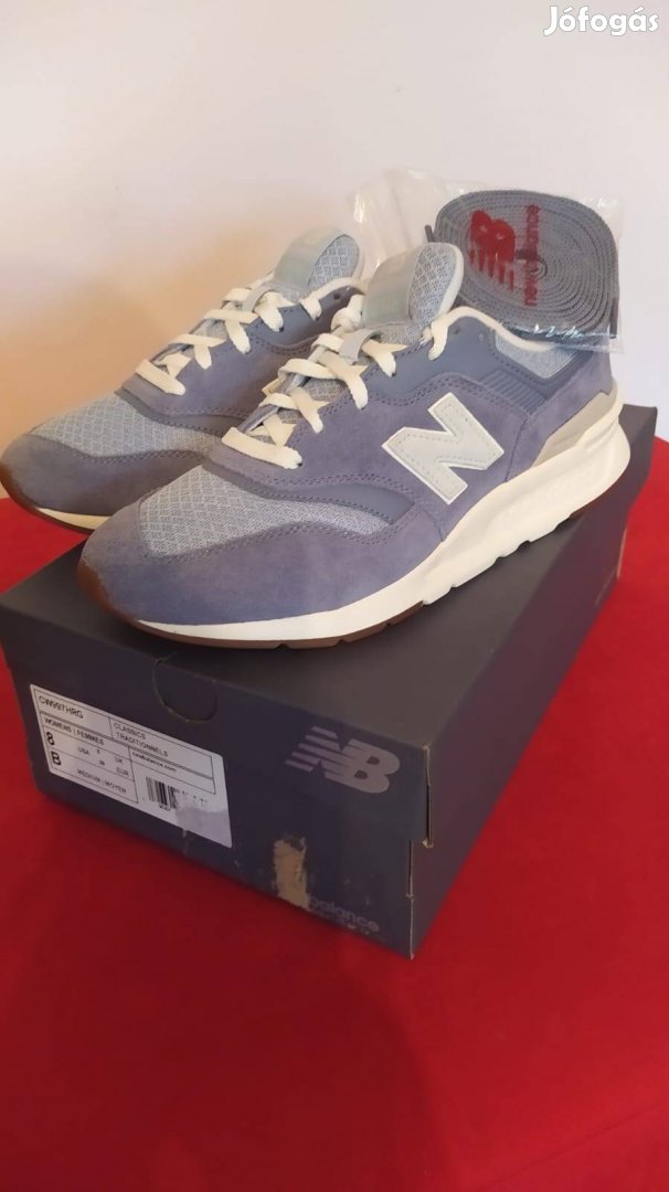 Új! New Balance női cipő Classics Traditionnels, méret 37,38,40