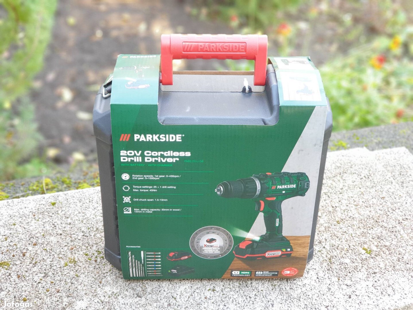 Új, Parkside akkus fúró-csavarozó X20V akku töltő,