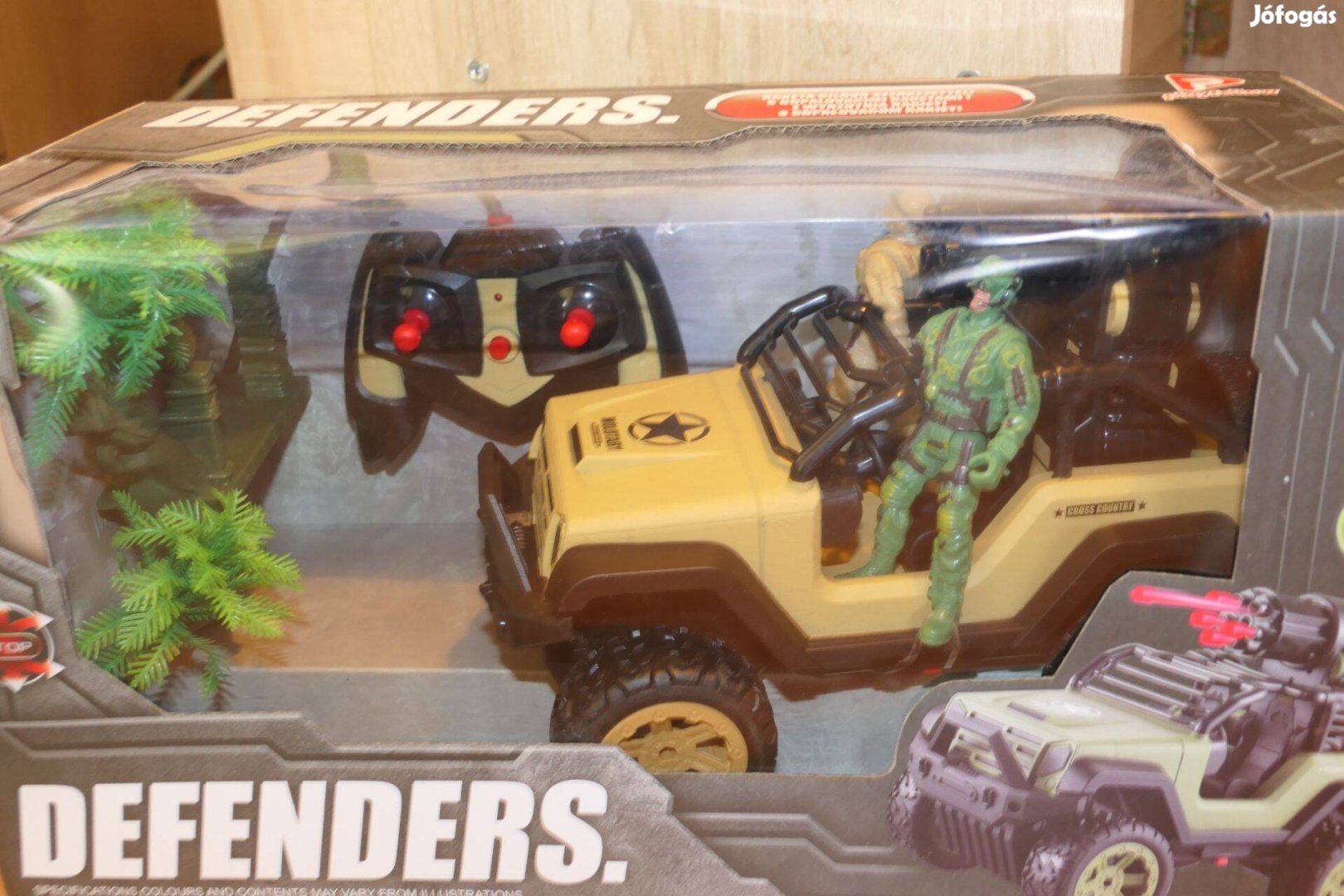 Új! Playfellow Defenders R/C távirányítós katonai jármű