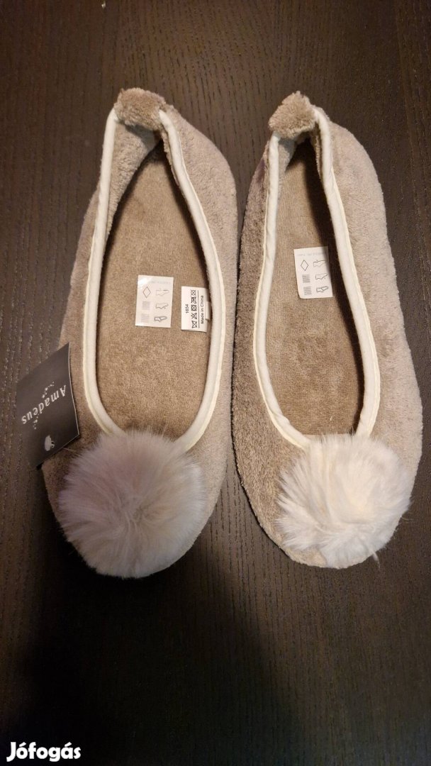 Új! Plüss bebújós házipapucs 37-38