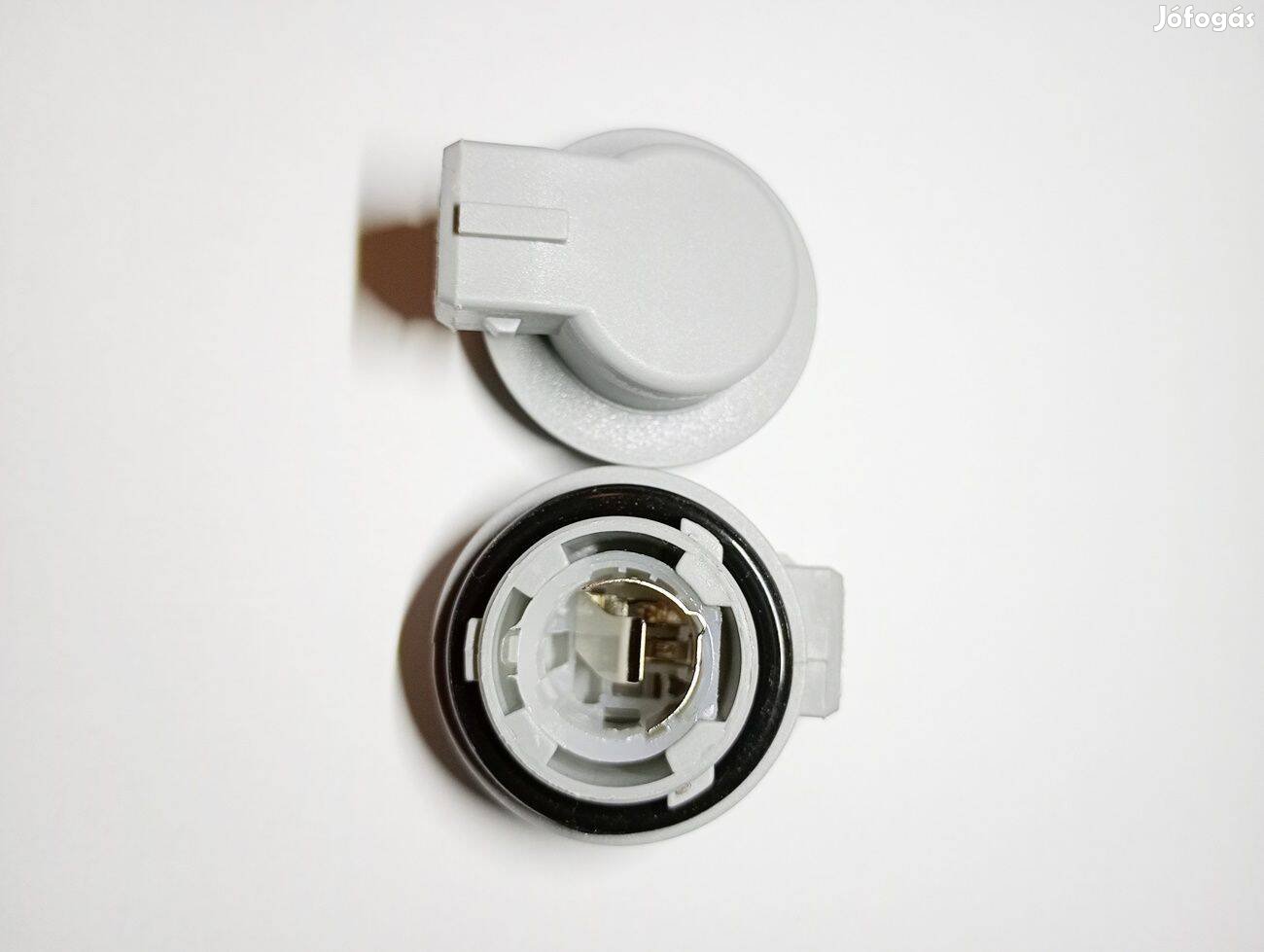 Új, Renault tolató és hátsó ködlámpa csatlakozó